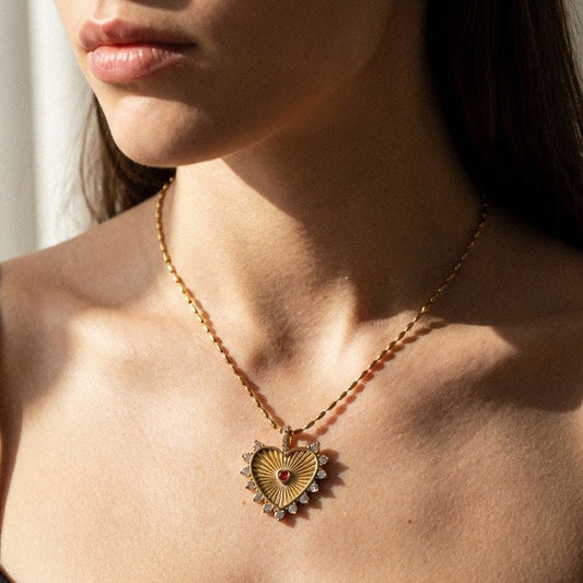 Radiant Heart Pendant Necklace - Luzza Studio