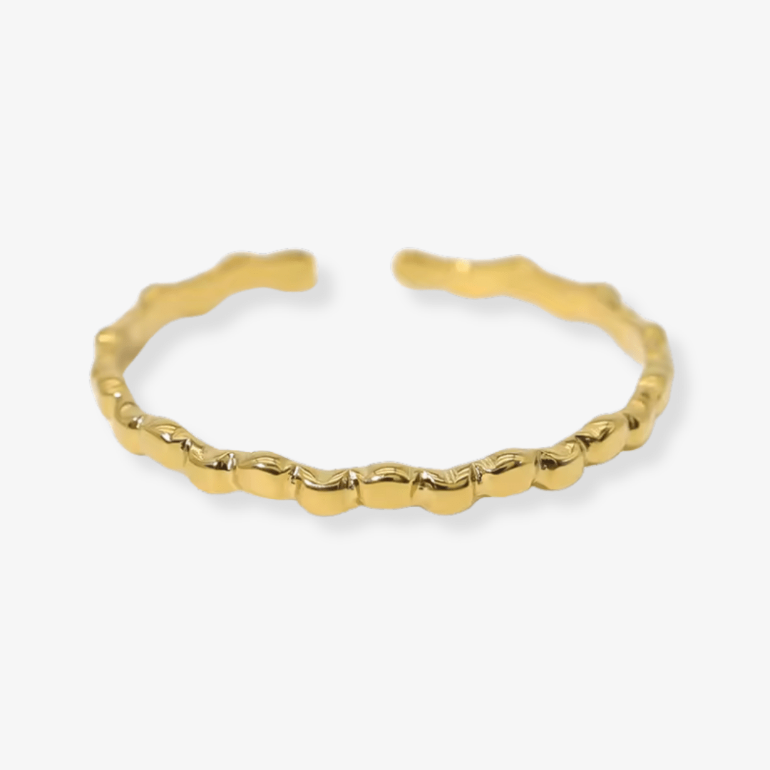 Wavelet Ring – Subtle Ripple Band - Luzza Studio